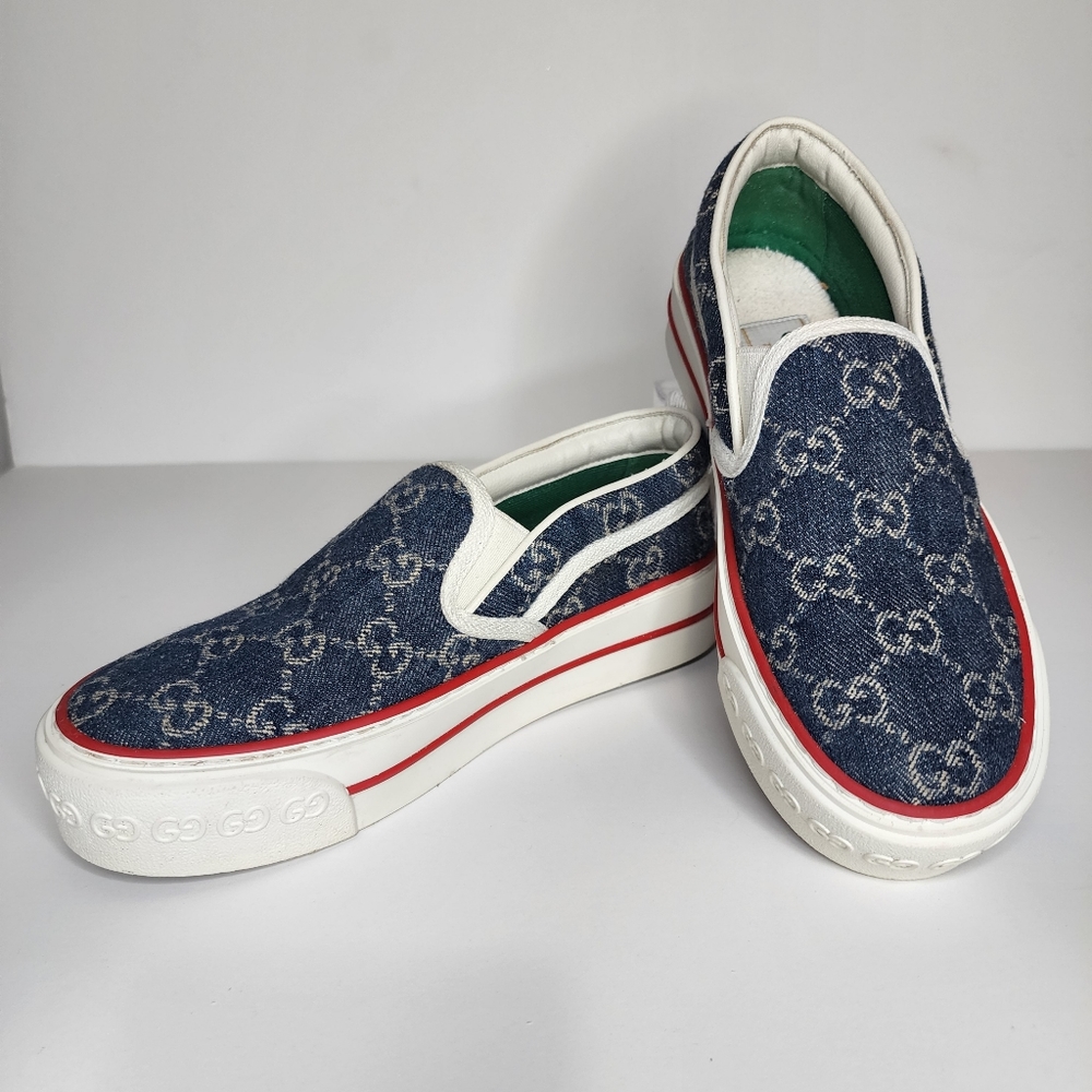 Gucci Women's Tennis 1977 slip on sneaker, blue denim